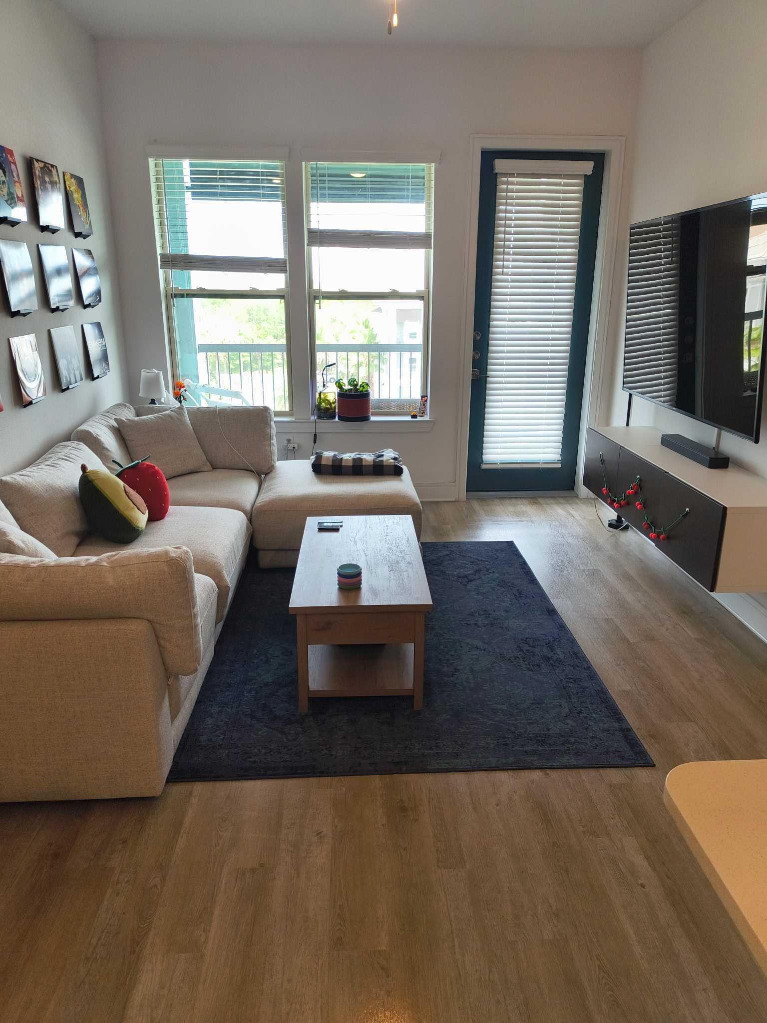 clean living room after professional house cleaning service in Bradenton Florida